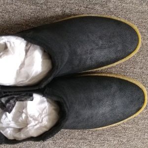 TGC Sinclair Crepe Black Gum High Top Sneaker